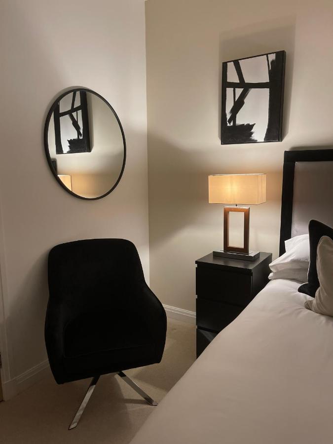 Vikings Duplex Apartment City Centre With Free Parking York Bagian luar foto