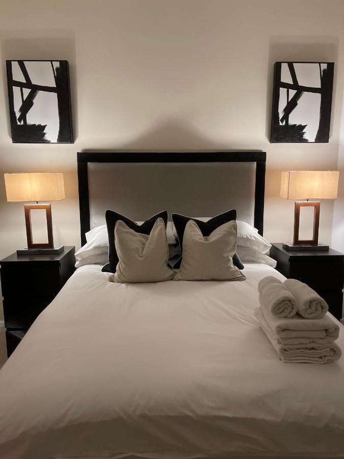Vikings Duplex Apartment City Centre With Free Parking York Bagian luar foto