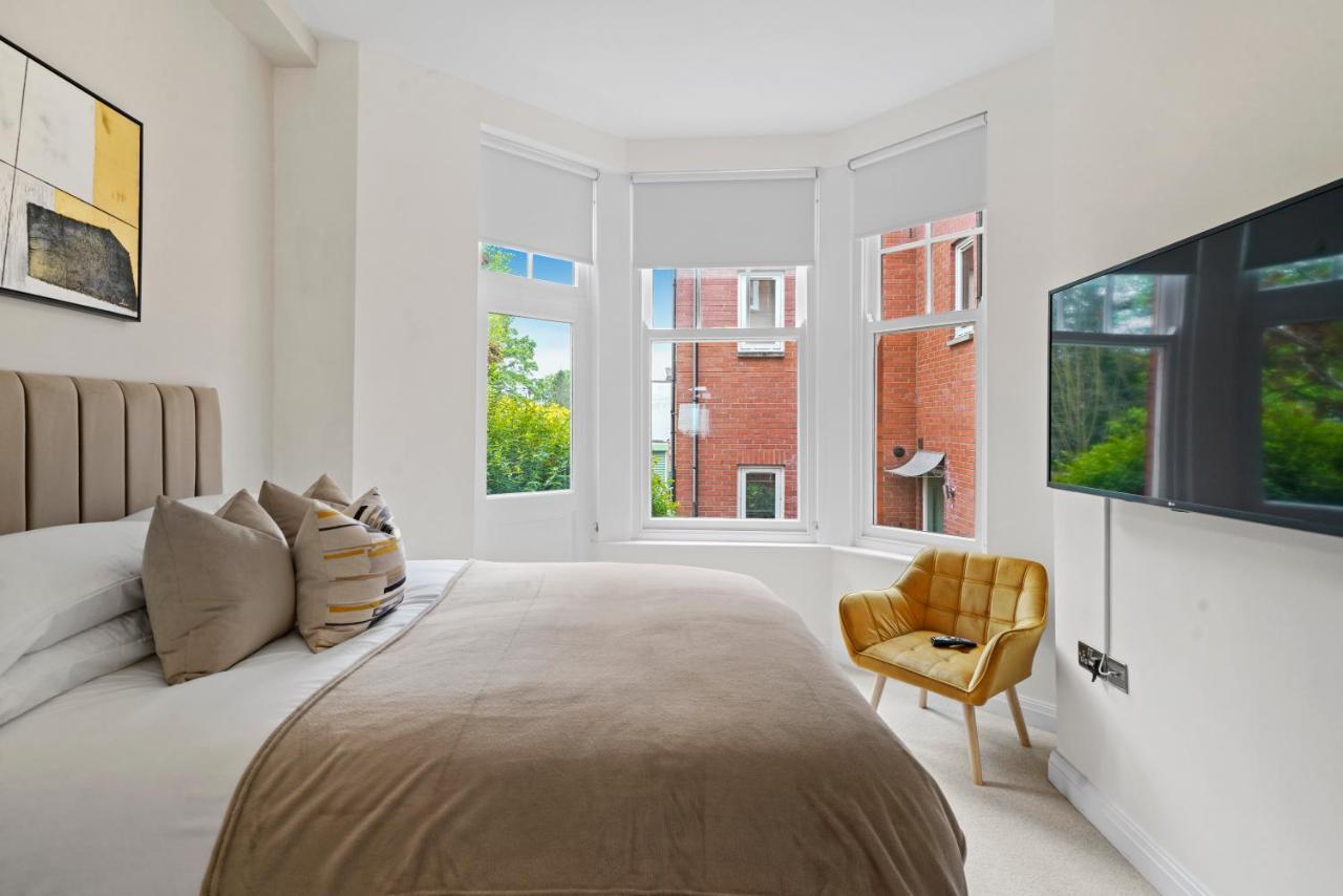Vikings Duplex Apartment City Centre With Free Parking York Bagian luar foto