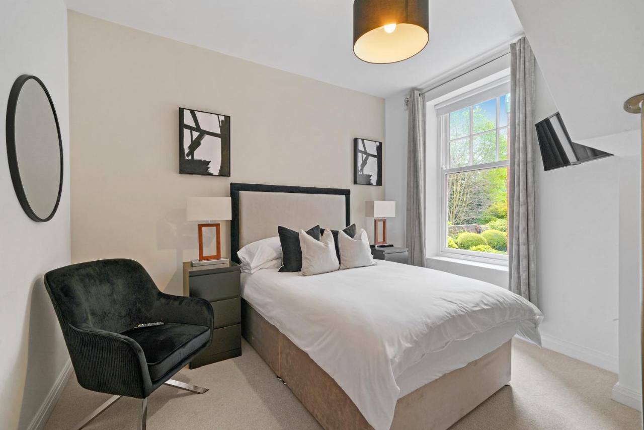 Vikings Duplex Apartment City Centre With Free Parking York Bagian luar foto